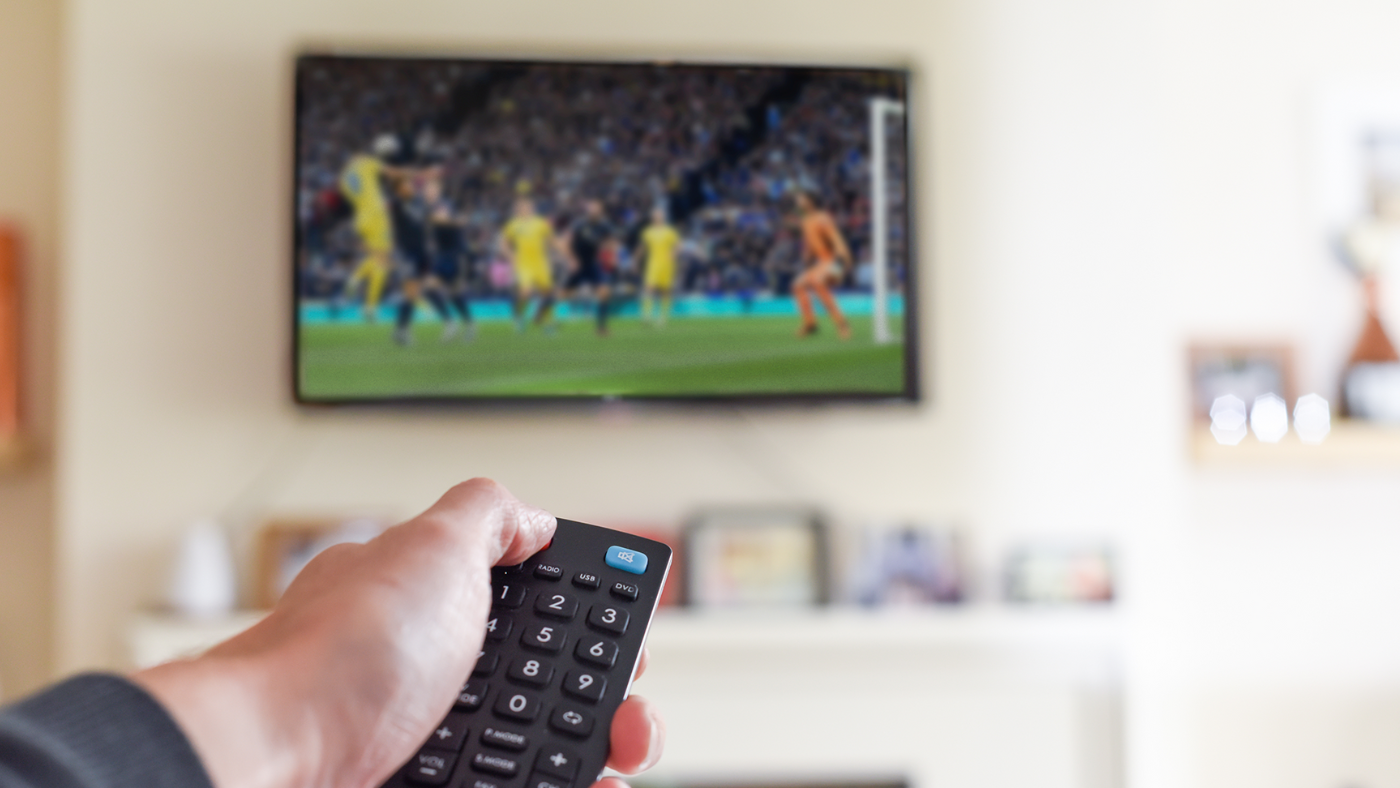 Read more about the article Is Linear TV Irrelevant for Modern Sports Fans?
