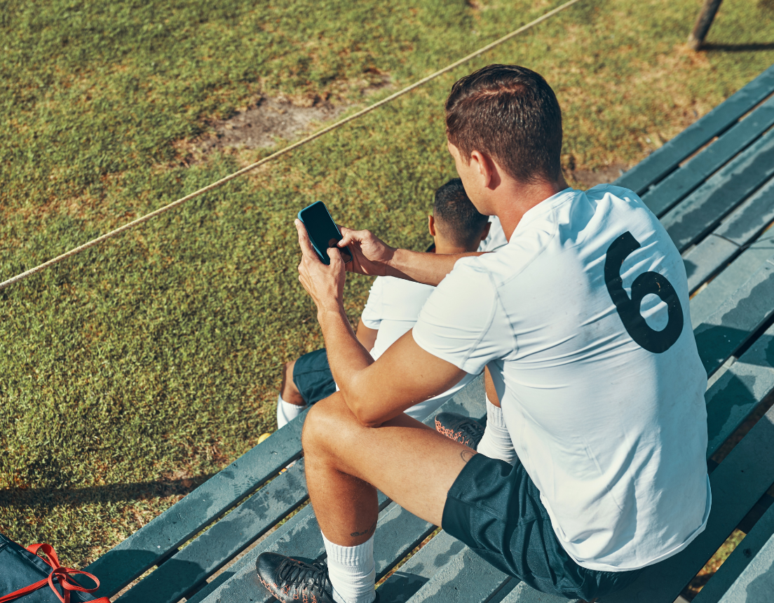 The End of the 3-Hour Broadcast? Why Gen Alpha Prefers “Snackable” Sports
